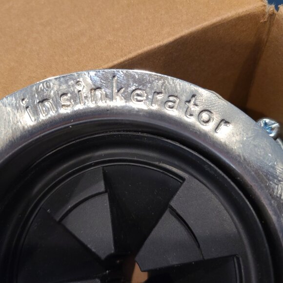 InSinkErator - Quick Lock Mount Installation Kit and Accessories - Picture 5 of 6